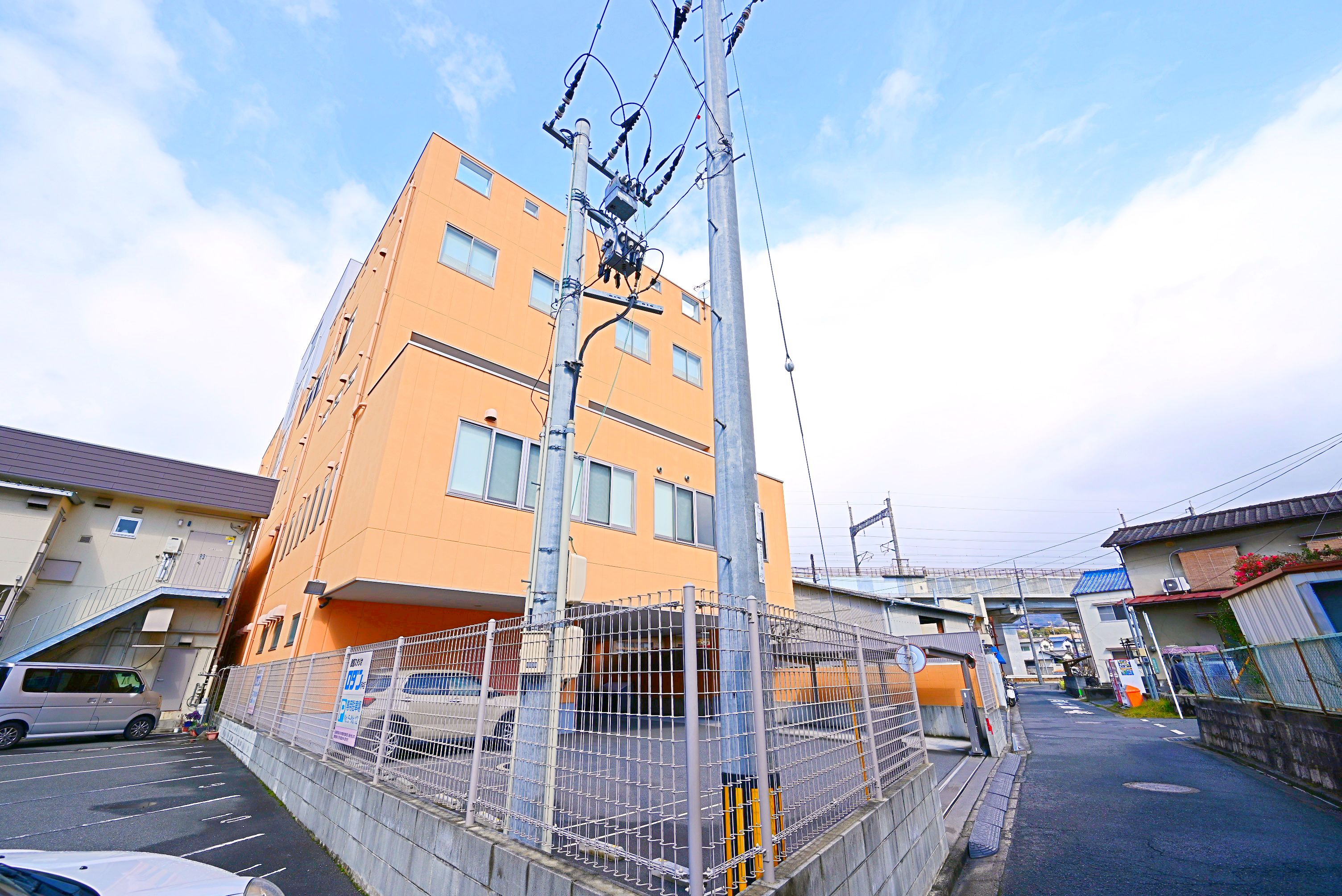 幼稚園・保育園　こんごうさくら保育園（幼稚園・保育園）まで272m