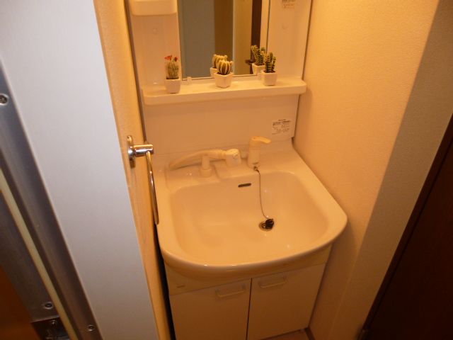 洗面設備　シャンプードレッサー