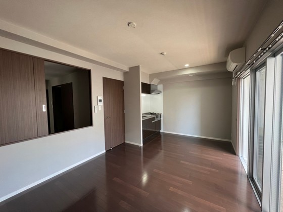 居室・リビング　※別部屋の写真です