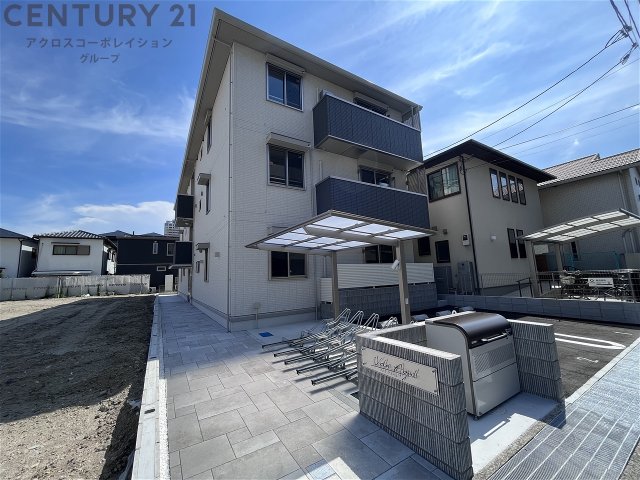 建物外観　オートロック完備で安心のセキュリティ♪