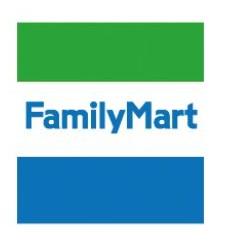 コンビニ　ファミリーマート博労町一丁目店（コンビニ）まで122m