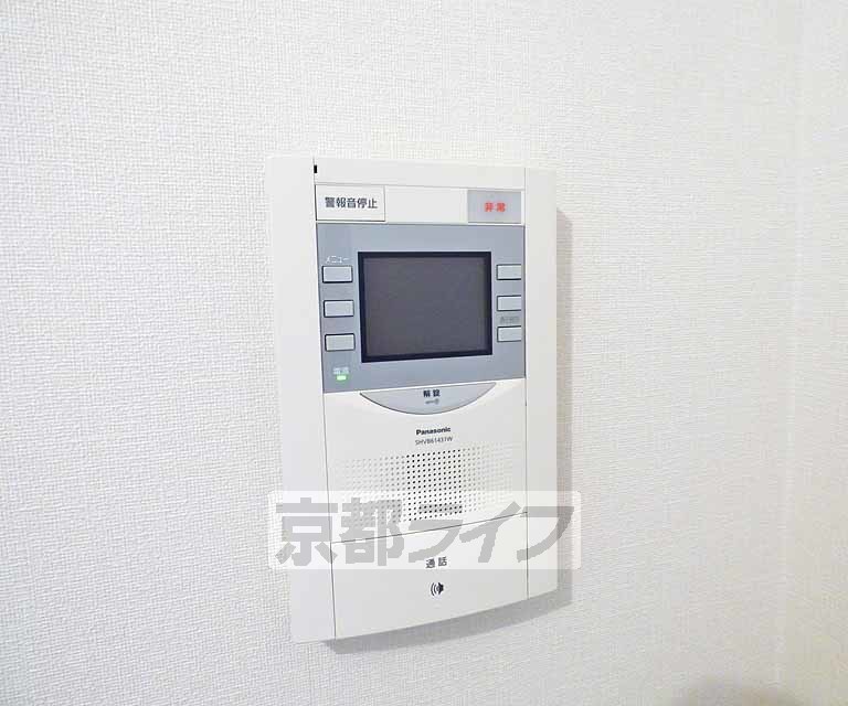 セキュリティ　人気のＴＶインターフォンついてます。