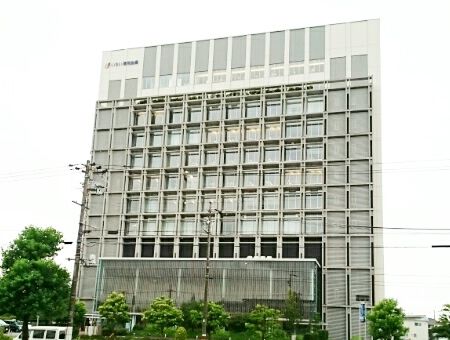 銀行　いちい信用金庫本店（銀行）まで750m