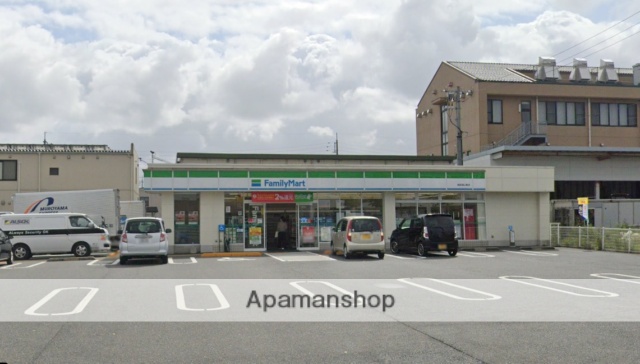 コンビニ　ファミリーマート湖山東店（コンビニ）まで504m