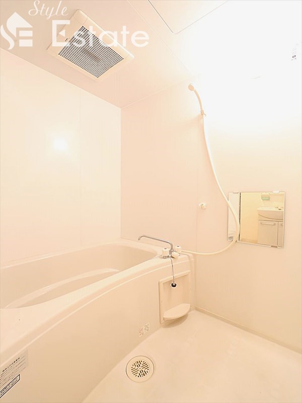 バス・シャワールーム　バスルーム