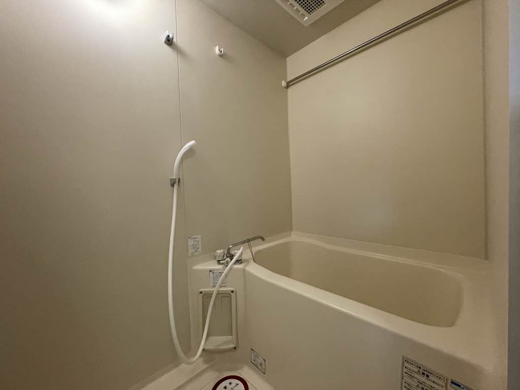 バス・シャワールーム　バスルーム