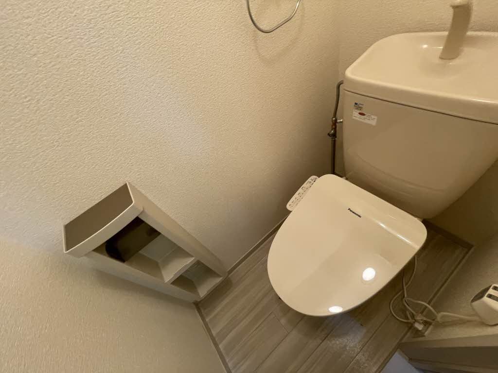 トイレ　トイレ