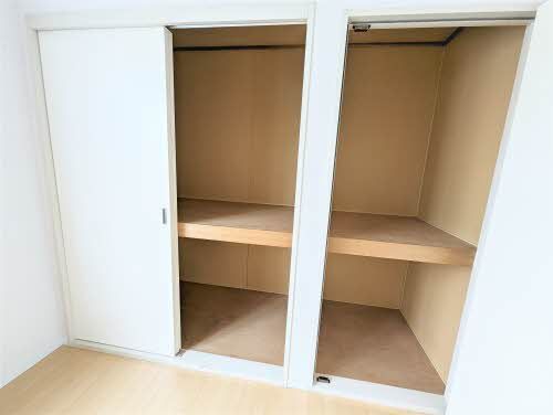 収納　洋間収納