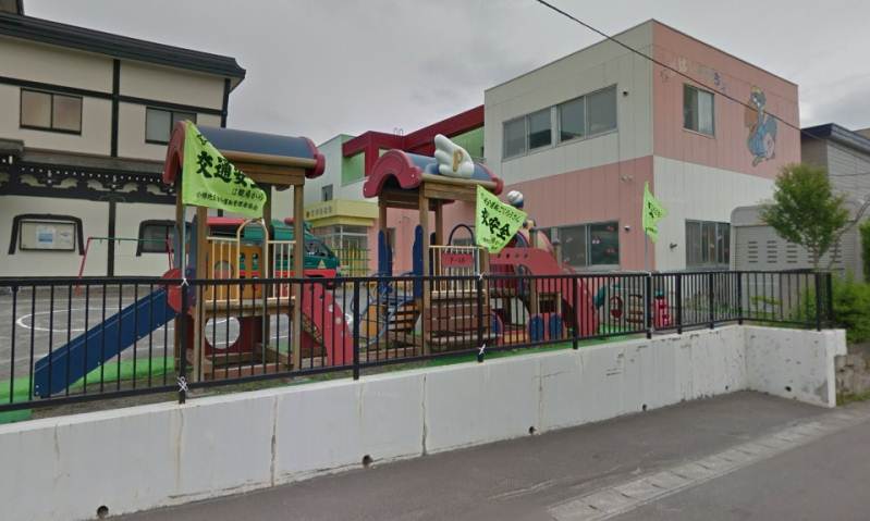 幼稚園・保育園　長橋幼稚園（幼稚園・保育園）まで408m