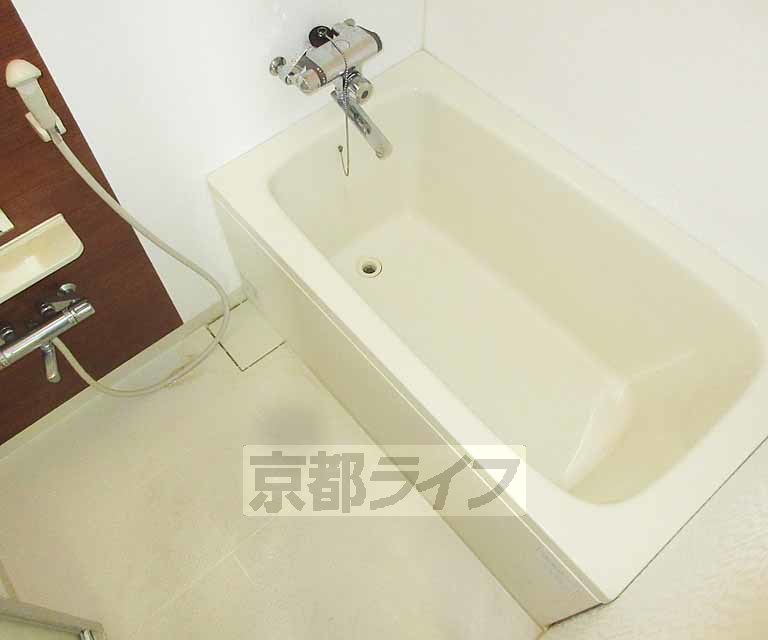 バス・シャワールーム　清潔感のあるバスルームです！