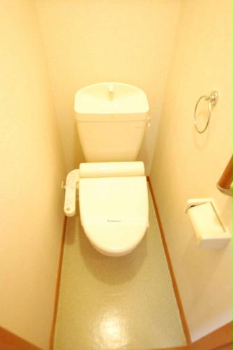 トイレ　同タイプ写真の為、現況優先。