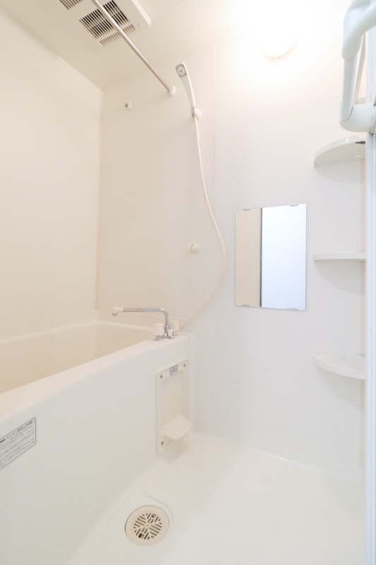 バス・シャワールーム　図面と現状に相違がある場合には現状を優先