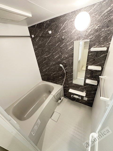 バス・シャワールーム　追い炊き・浴室暖房乾燥機付きバスルーム♪