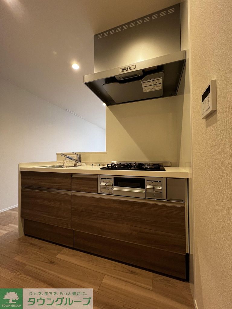 キッチン　玄関