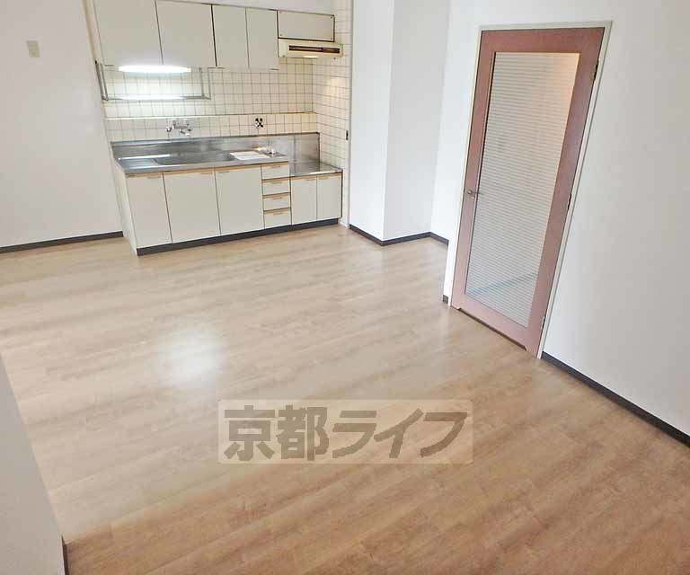 居室・リビング　１０帖のリビングルームです