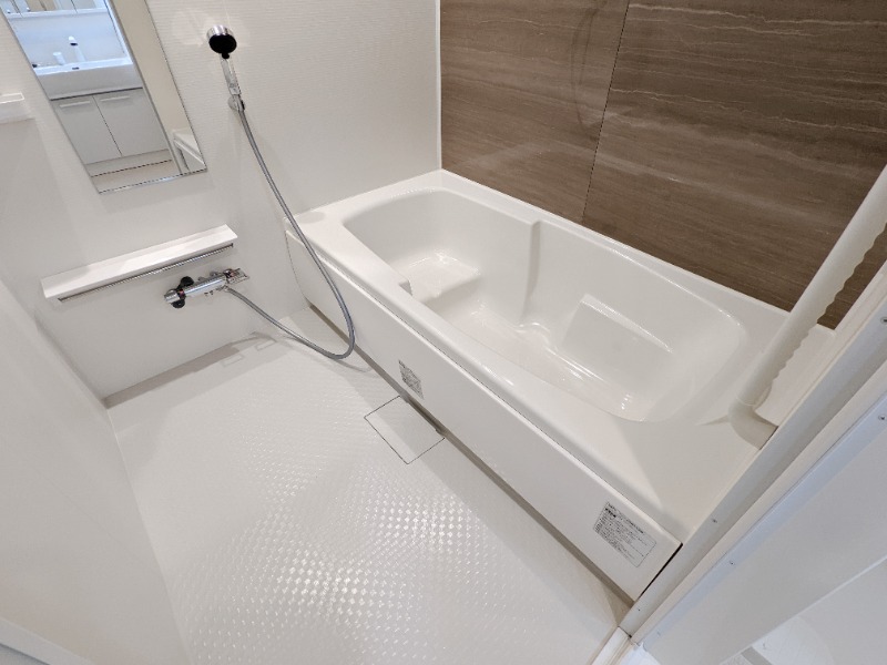 バス・シャワールーム　図面と現状に相違がある場合には現状を優先