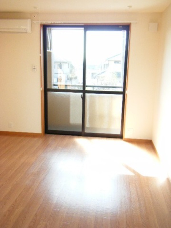 居室・リビング　図面と現状に相違がある場合には現状を優先