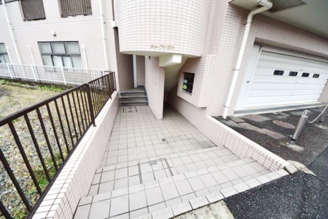 エントランス　★エントランス★