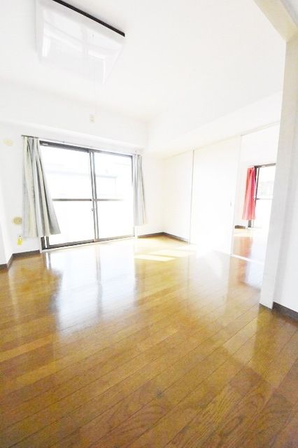 居室・リビング　★日当たり良好★