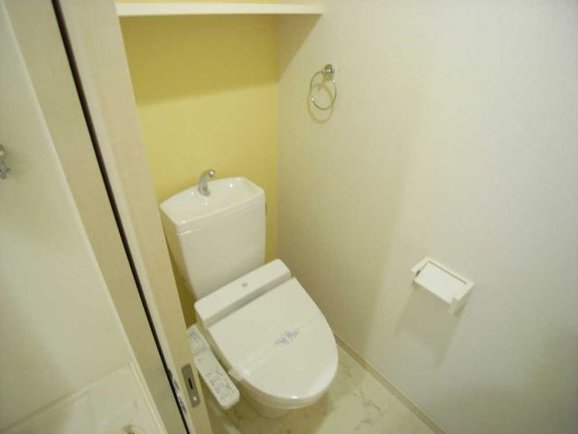 トイレ　シャワートイレ