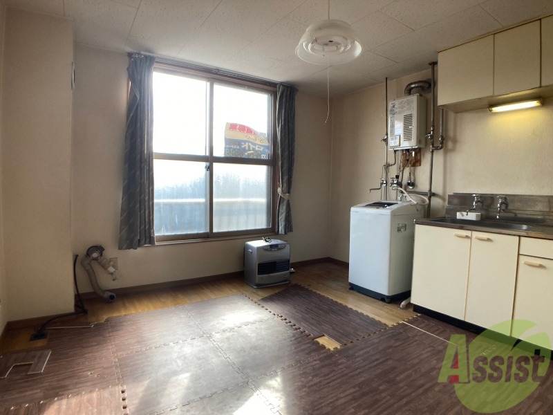 居室・リビング　広くてキレイなお部屋が広がっていて、充実した生活が送れそう。