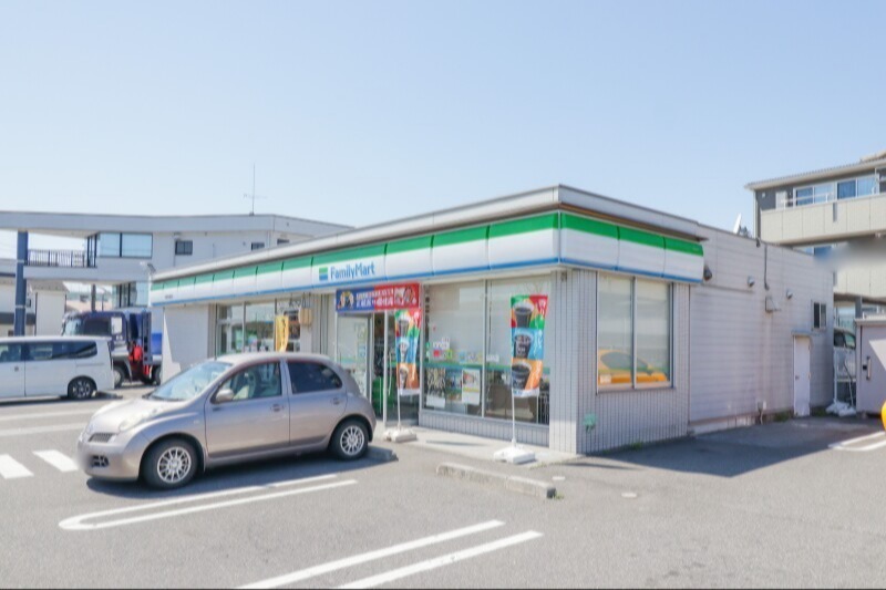 コンビニ　ファミリーマート宇都宮問屋町店（コンビニ）まで840m