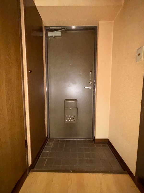玄関　２０１号写真