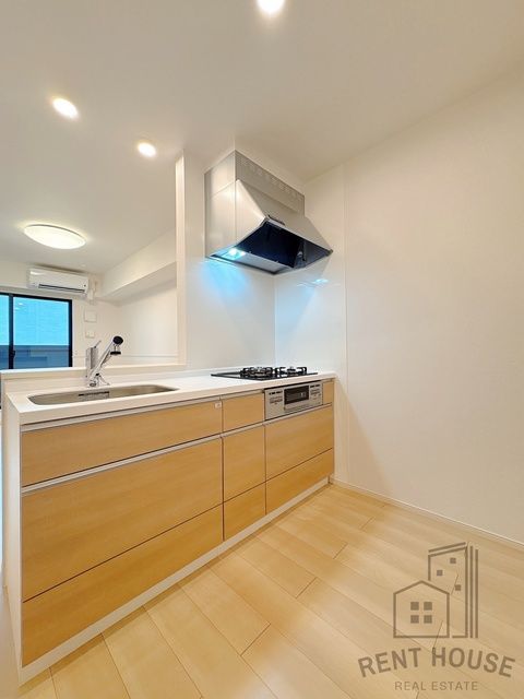 エントランス　外観（建設中）