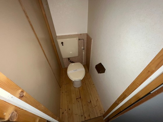 トイレ　※別部屋の写真です