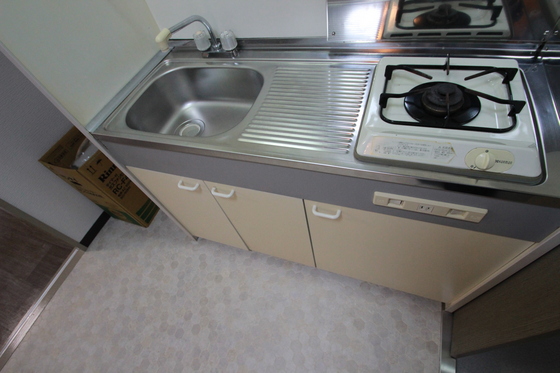 キッチン　※別号室のお写真です。