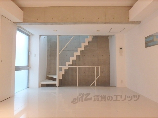 居室・リビング　リビング