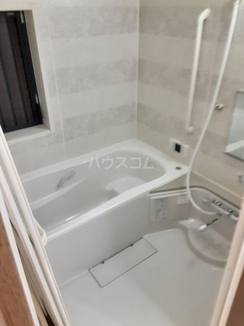 横浜市港北区小机町戸建の風呂写真