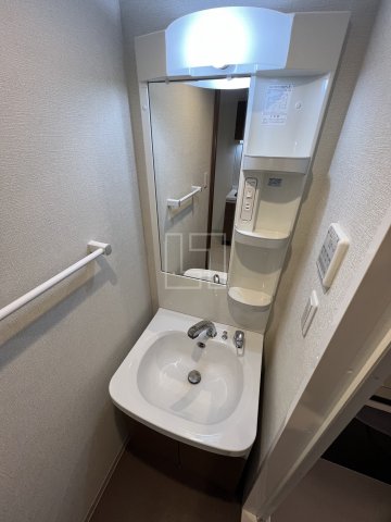 洗面設備　アール大阪グランデ　独立洗面化粧台