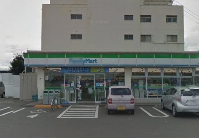 コンビニ　ファミリーマート高松福岡町店（コンビニ）まで525m