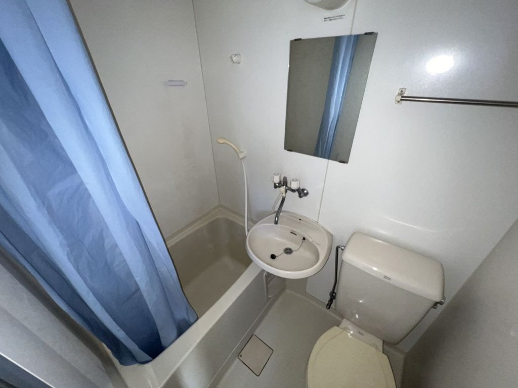 バス・シャワールーム　バス