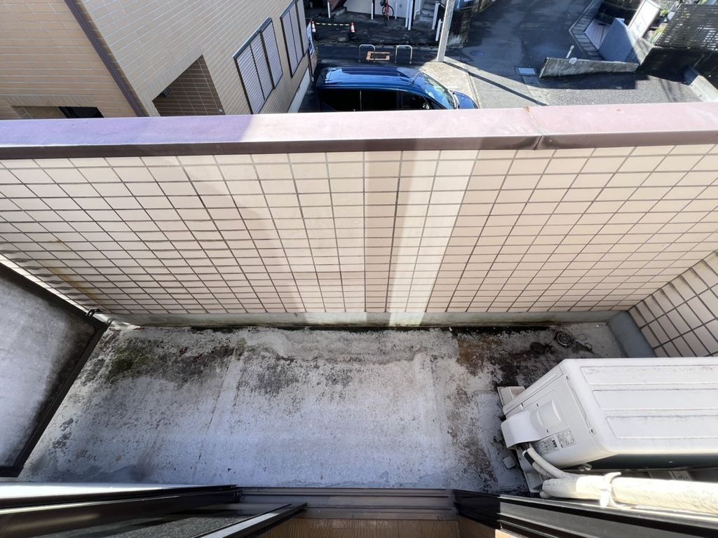 バルコニー　バルコニー