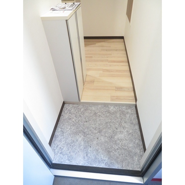 玄関　シンプルで使いやすい玄関です