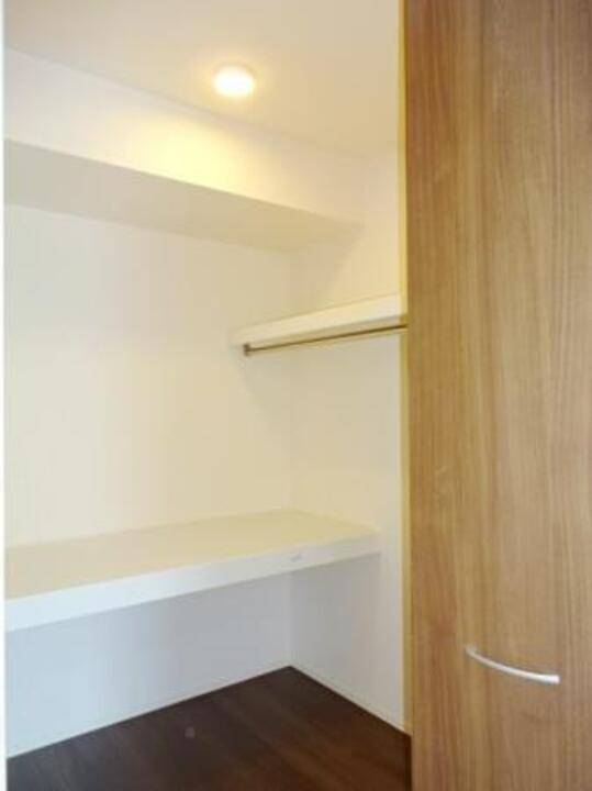 収納　ウォークインクローゼット
