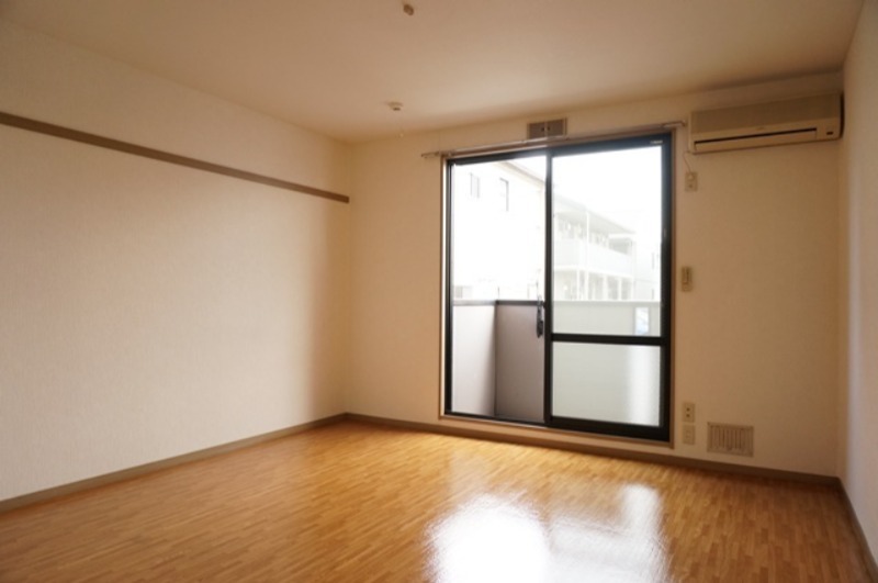 居室・リビング　図面と現状に相違がある場合には現状を優先