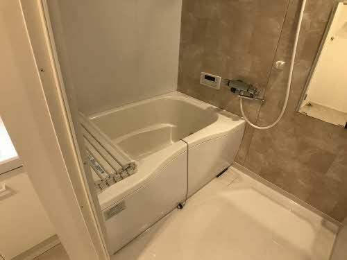 バス・シャワールーム　浴室