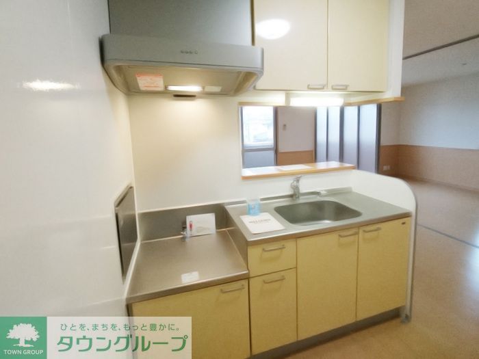 キッチン　お問合せはタウンハウジングまで！※現地待合わせ相談可能