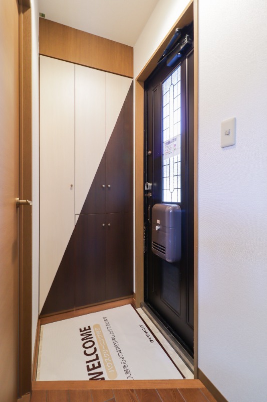 玄関　図面と現状に相違がある場合には現状を優先