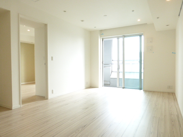 居室・リビング　※別部屋の参考写真です。