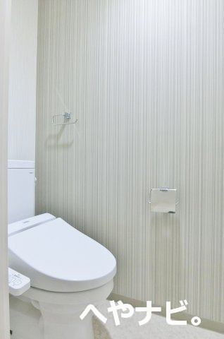 トイレ　※別号室写真です。