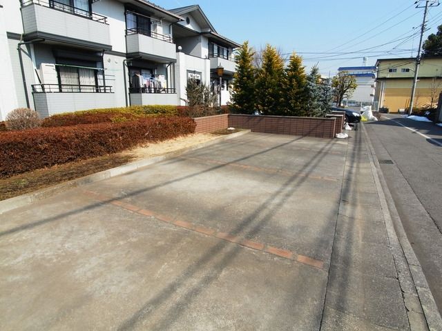 駐車場　☆敷地内駐車場☆