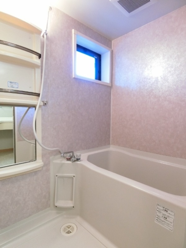 バス・シャワールーム　図面と現状に相違がある場合には現状を優先