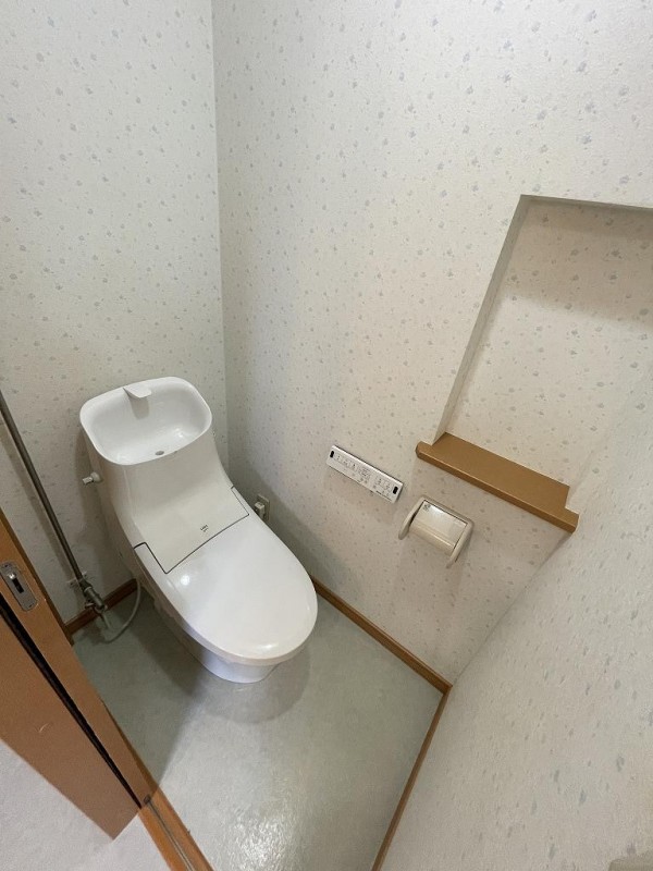 トイレ　トイレ