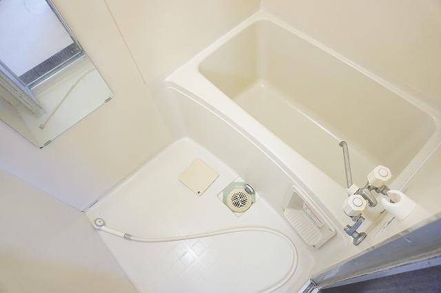 バス・シャワールーム　浴室