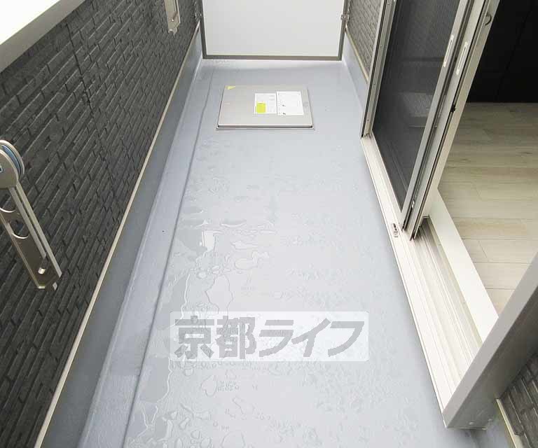 バルコニー　バルコニー広めです・