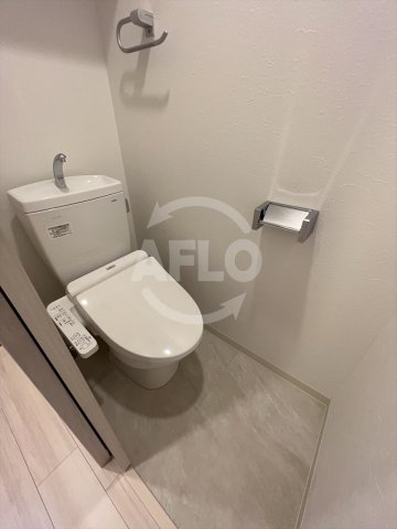 トイレ　プレジオ布施EURO　温水洗浄便座